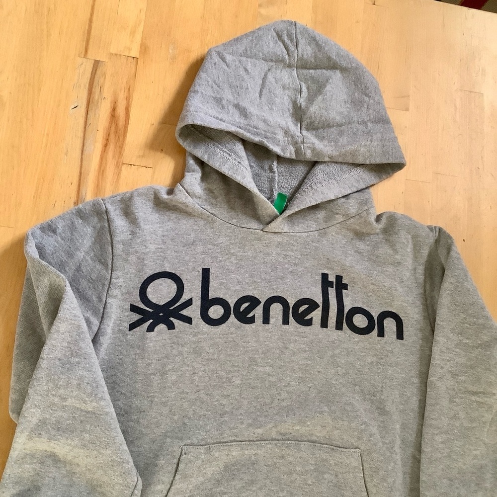 United Colors Of Benetton Gray Hoodie Sweater kids 8 years